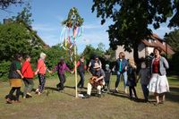 Tanz um den Maibaum